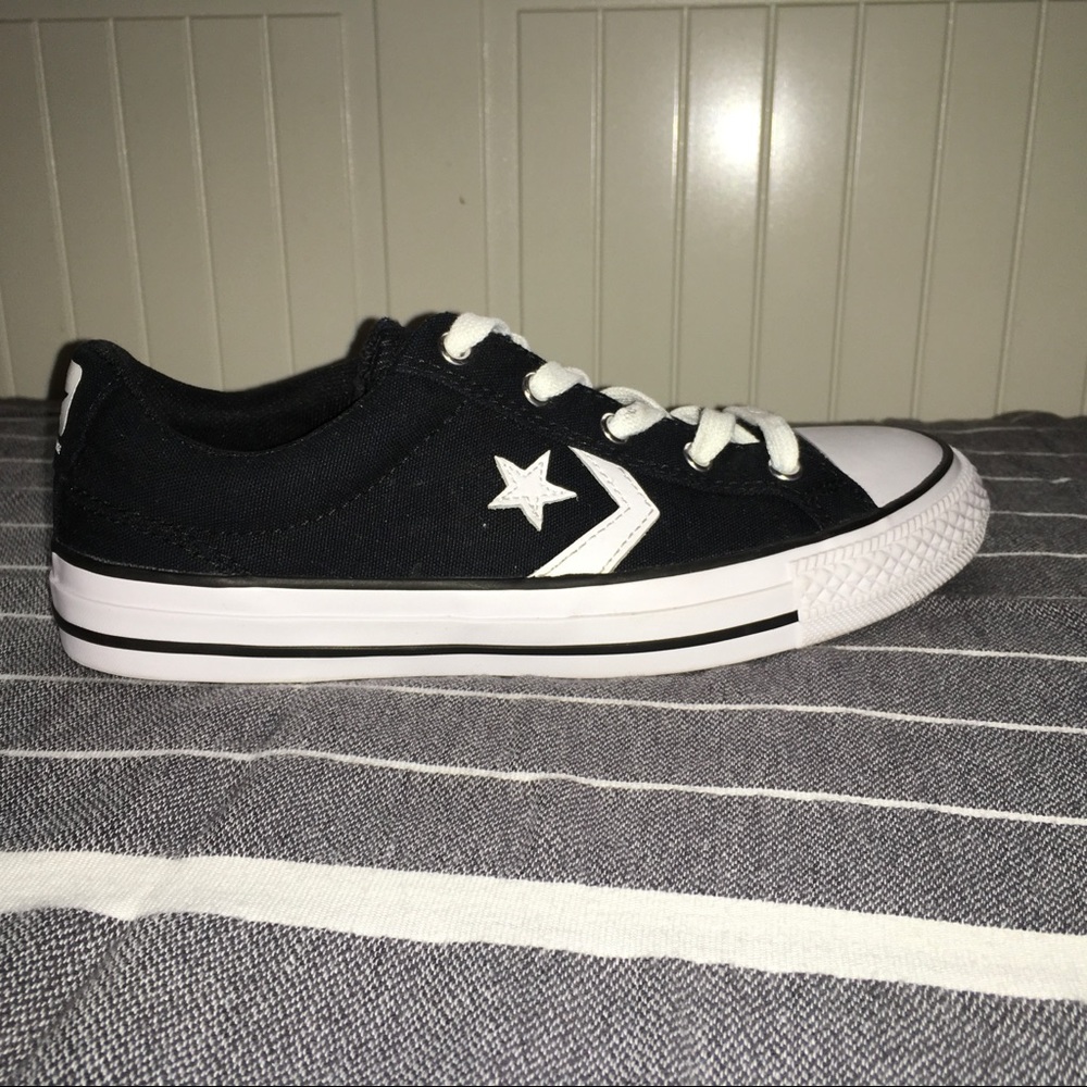 ⭐️⭐️⭐️Black Low-Top Converse